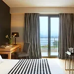Limneon & Hotel
