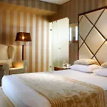 Limneon & Hotel