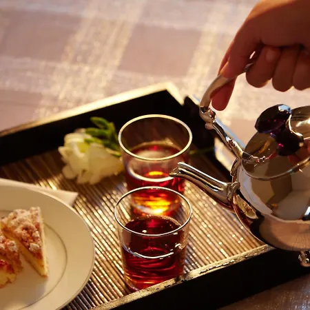 Limneon & Ξενοδοχείο Καστοριά