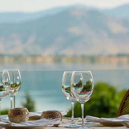 Ξενοδοχείο Limneon & 5*