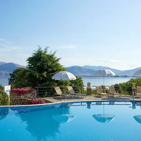 Limneon & Ξενοδοχείο