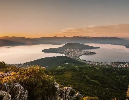 Limneon & 5* Kastoria