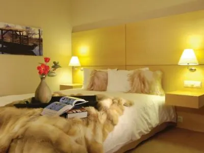 Limneon & Hotel 5*