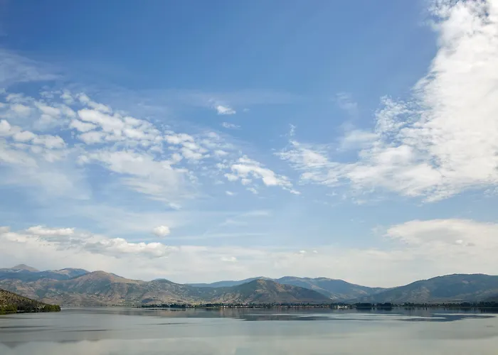 Limneon & 5* Kastoria