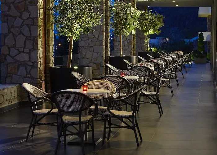 Limneon & Ξενοδοχείο