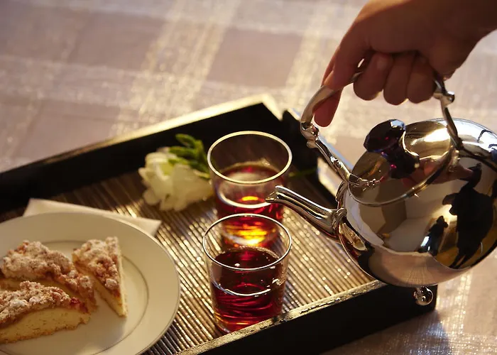 Limneon & Ξενοδοχείο